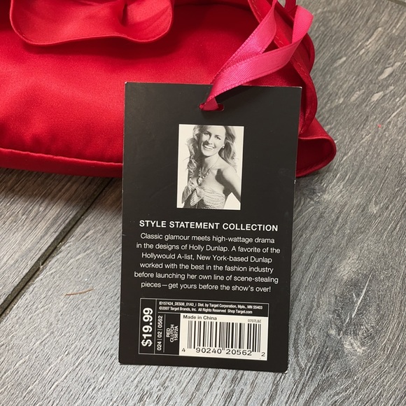 NWT Red ruffle clutch - Picture 3 of 6